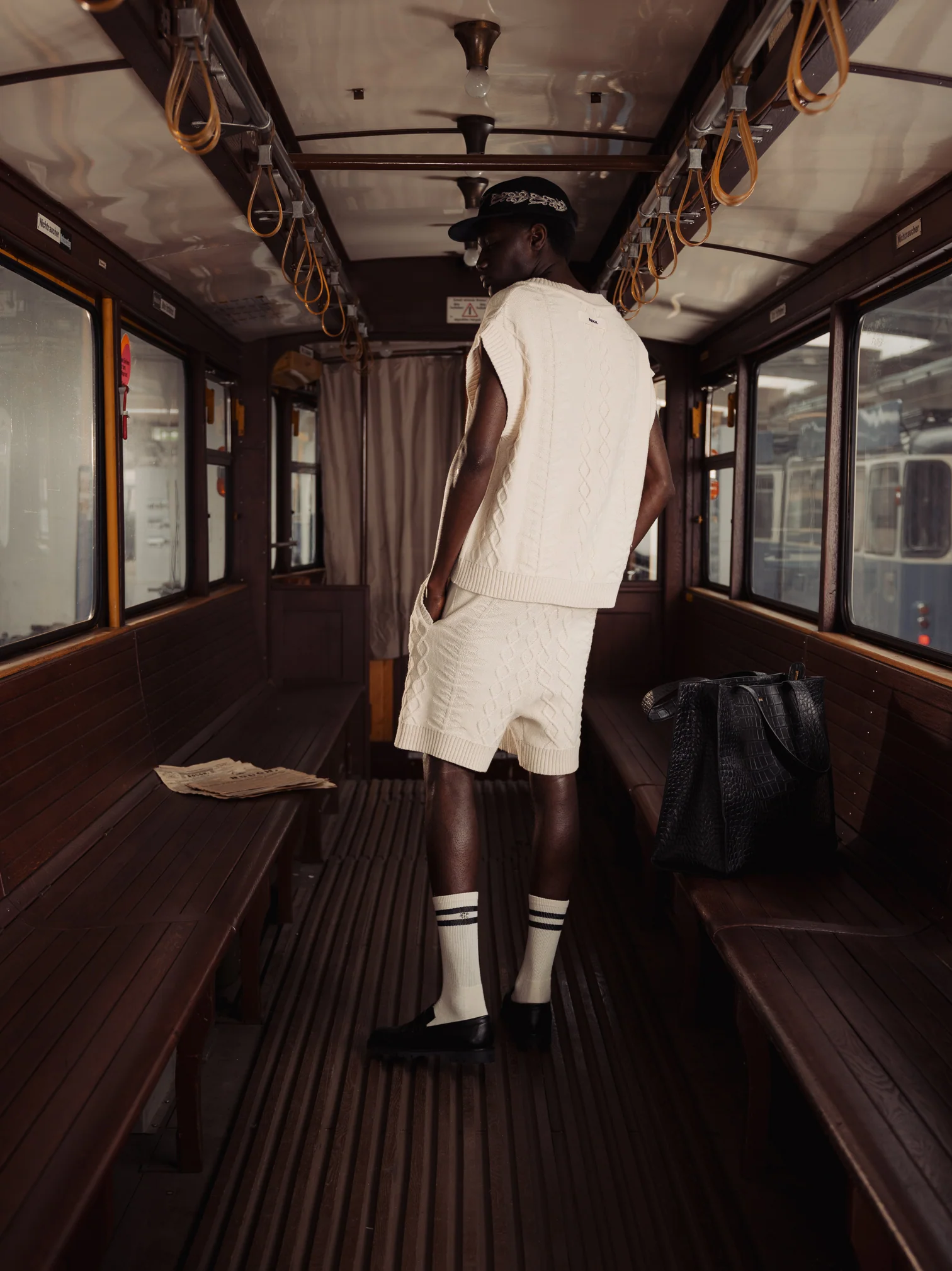 CABLE KNIT SHORTS - Image 4