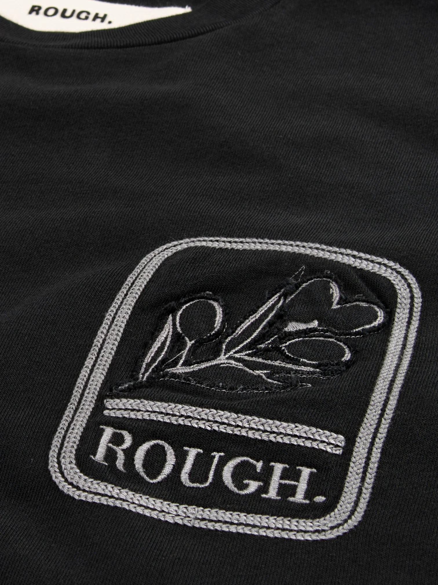 OLIVE EMBLEM T-SHIRT - Image 5
