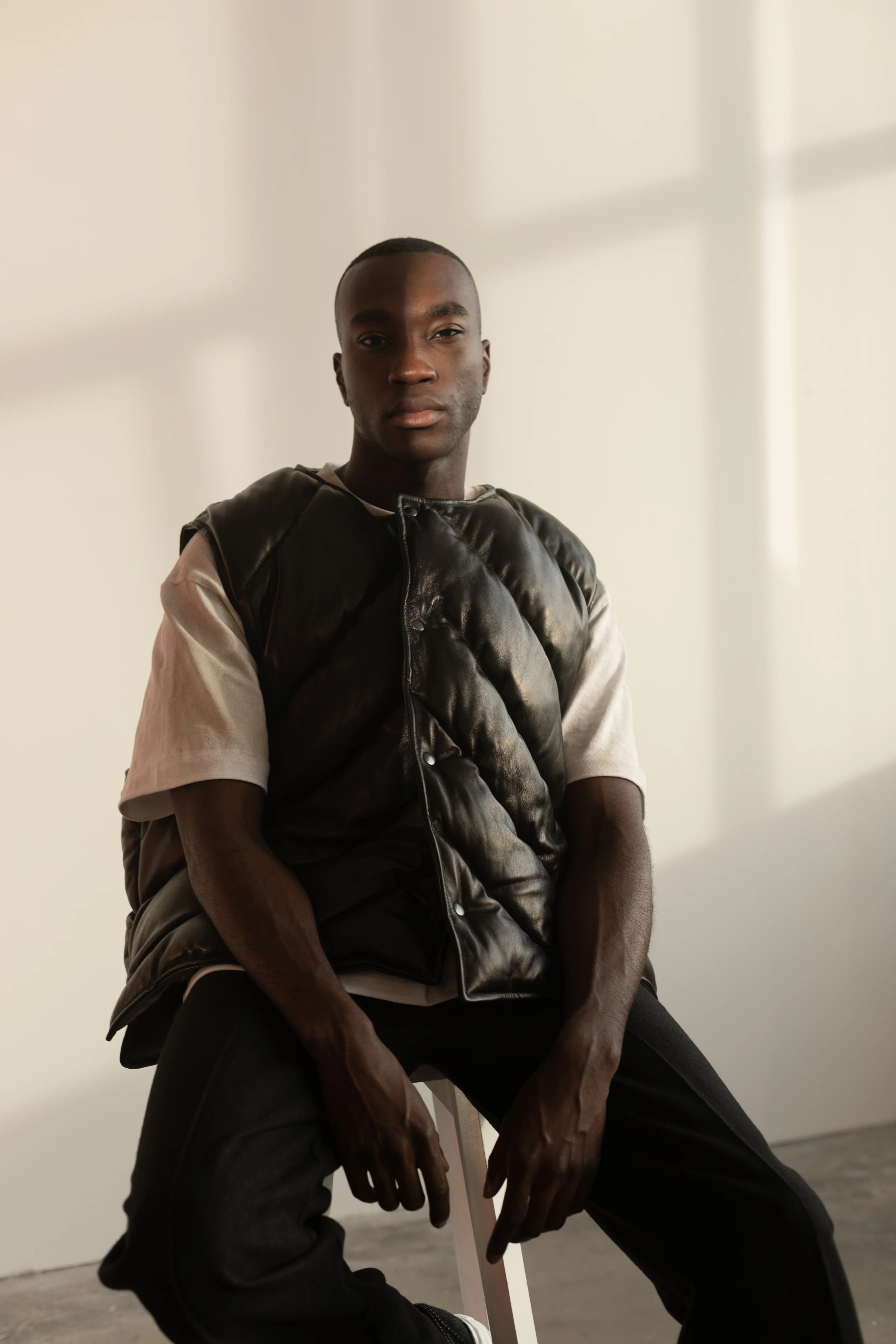 NAPPA LEATHER PUFFER VEST - Image 3