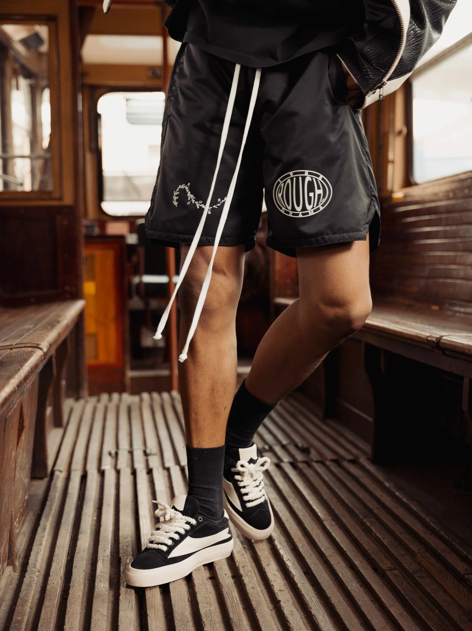 OLIVE BRANCH SHORTS - Image 5