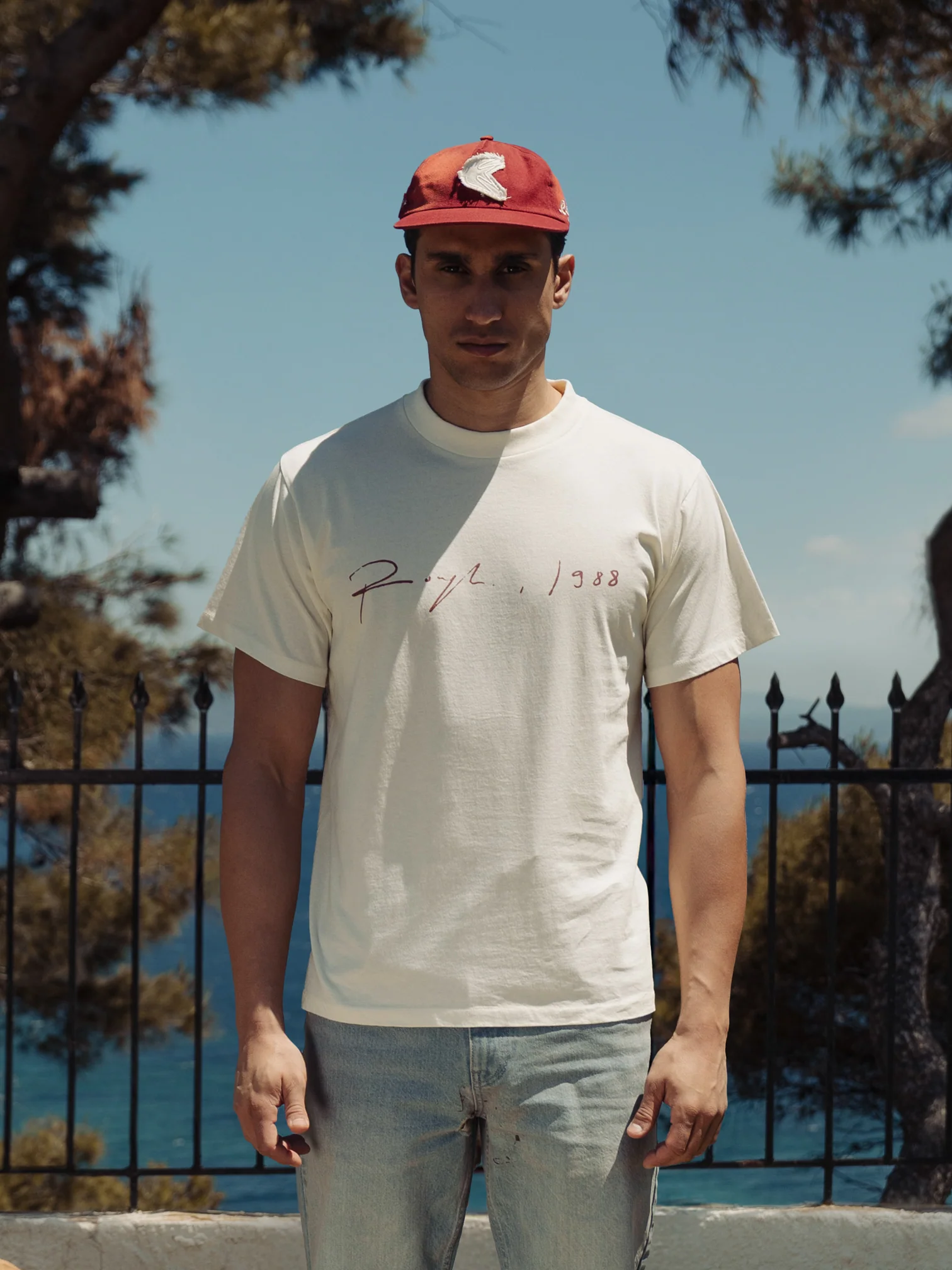SIGNATURE FITTED T-SHIRT OFF WHITE/RED - Image 2